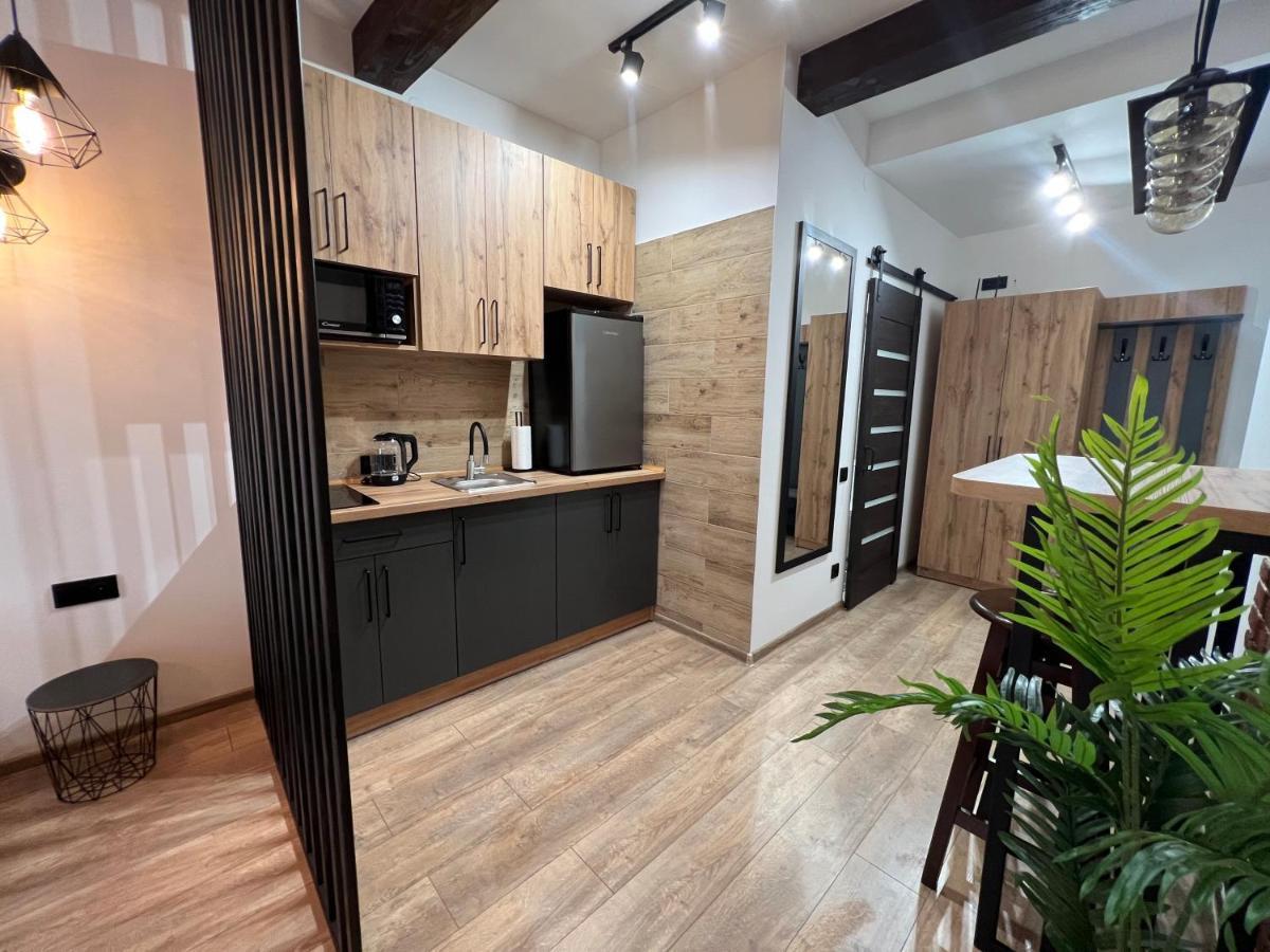 Cozy Loft На Староєврейській 24 리비프 외부 사진