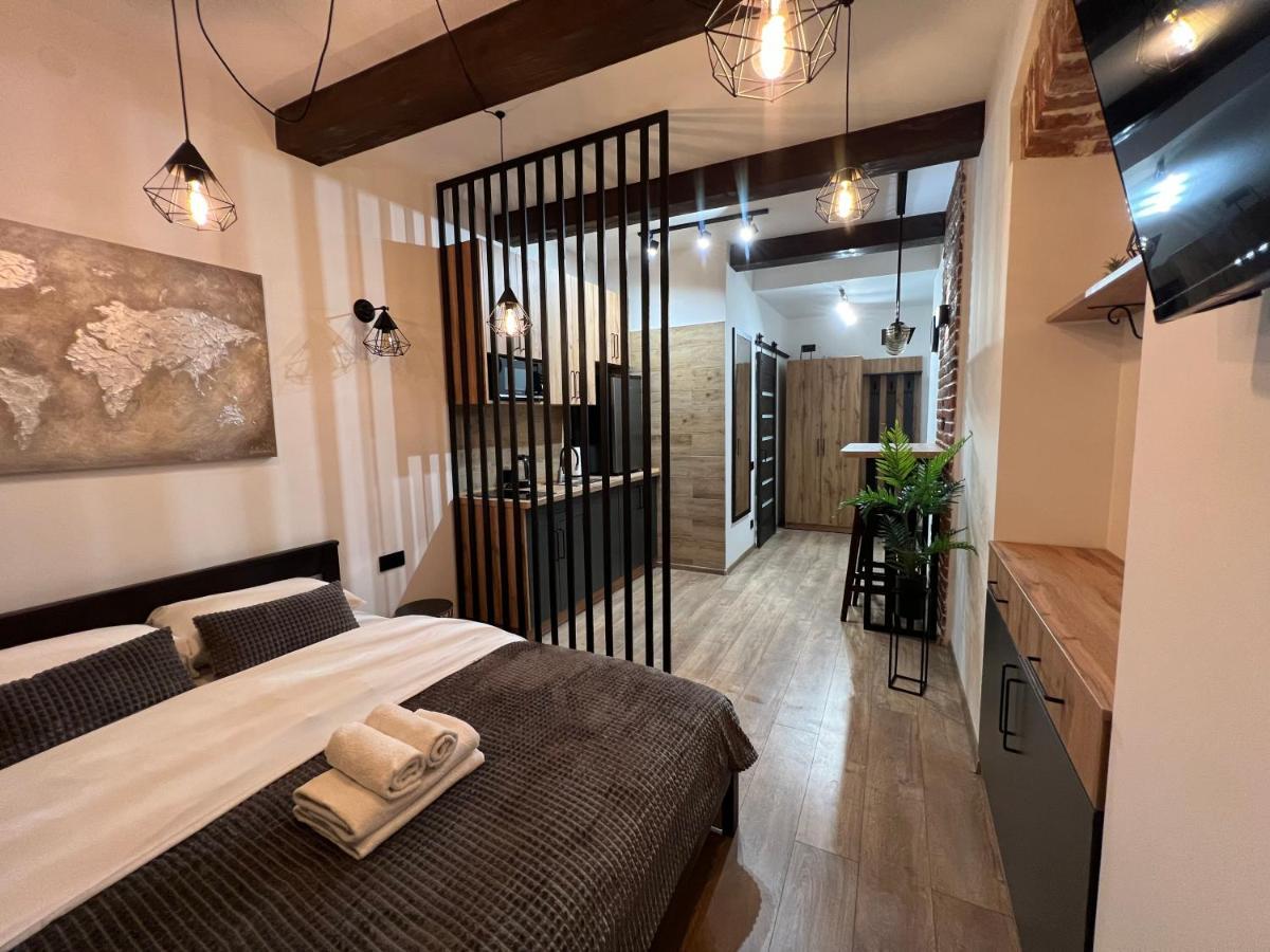 Cozy Loft На Староєврейській 24 리비프 외부 사진
