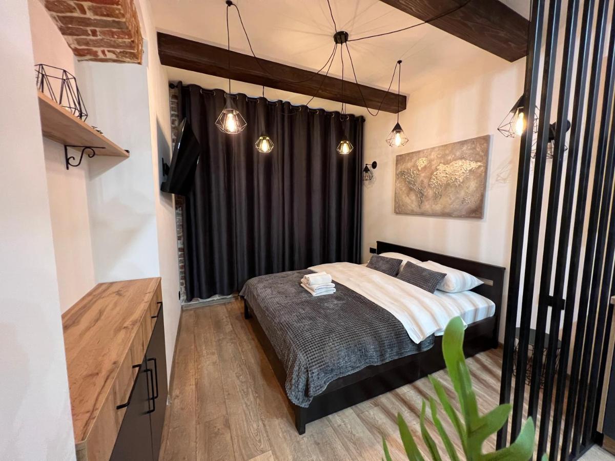Cozy Loft На Староєврейській 24 리비프 외부 사진