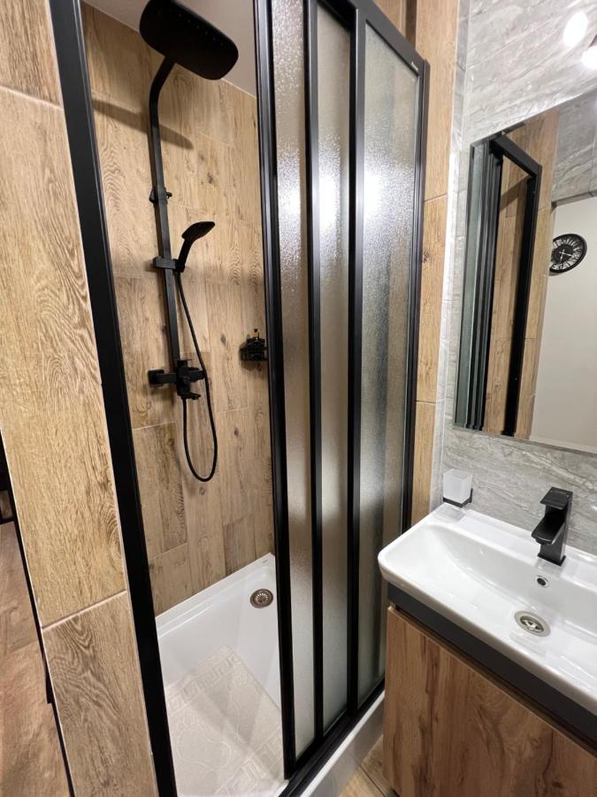 Cozy Loft На Староєврейській 24 리비프 외부 사진